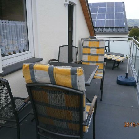 Fewo Moselblick Apartment Ernst Luaran gambar
