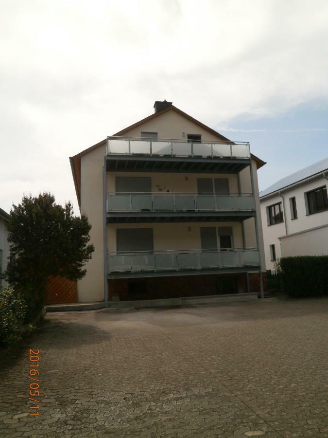Fewo Moselblick Apartment Ernst Luaran gambar