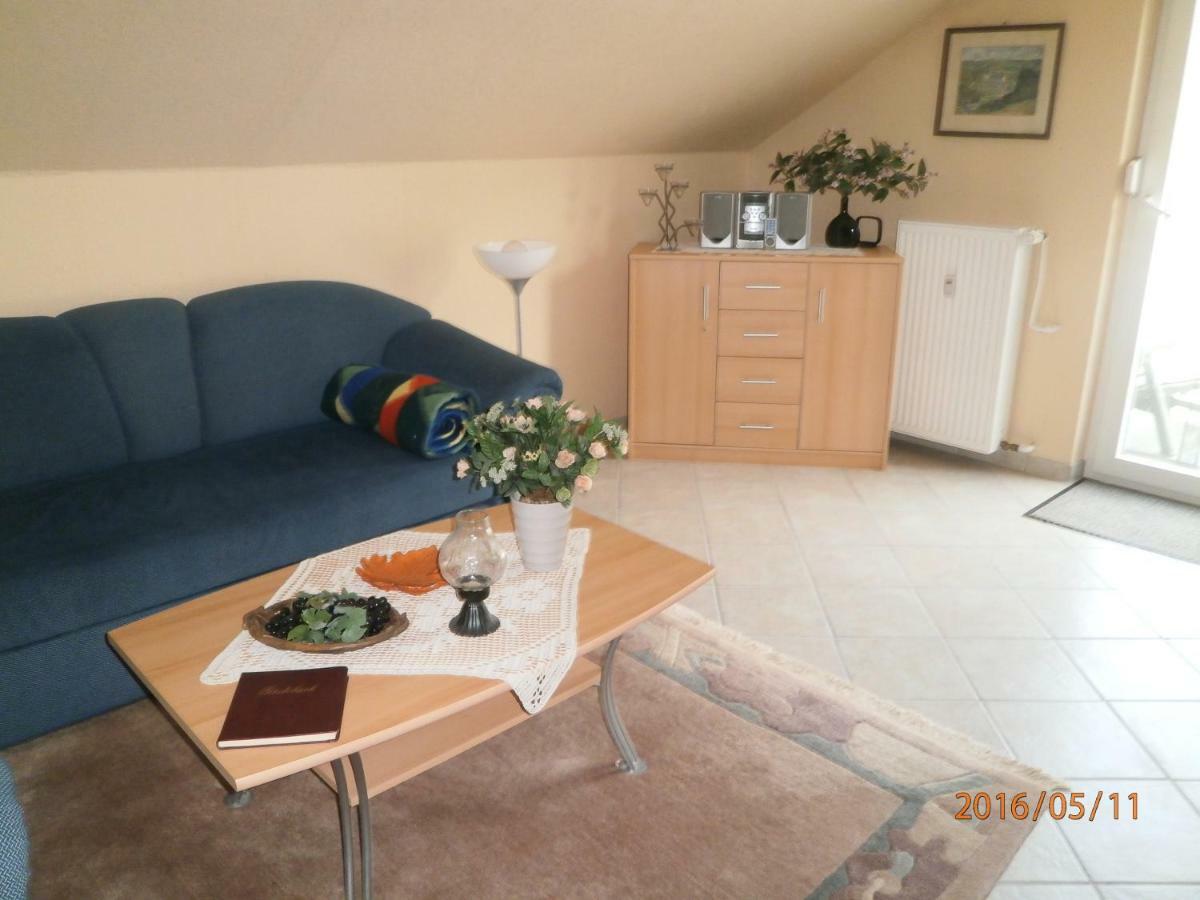 Fewo Moselblick Apartment Ernst Luaran gambar